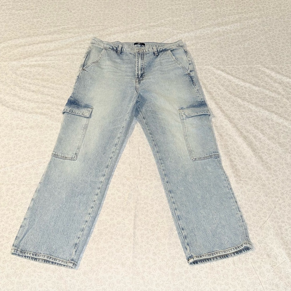 7 For All Mankind Light Blue Cargo Logan Jean